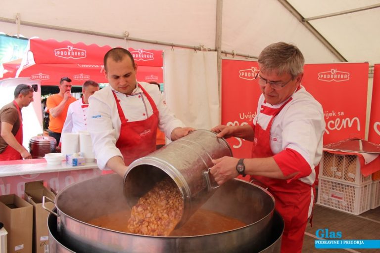 [FOTO] Grah, glazba i opuštanje – U tijeku proslave Praznika rada