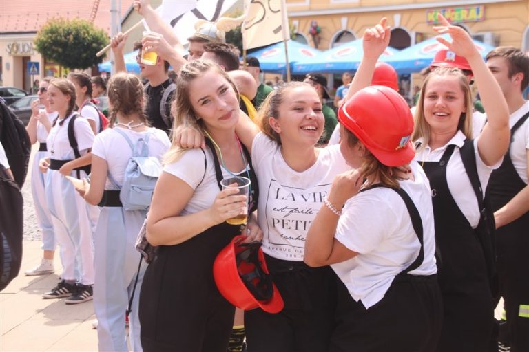 FOTO: NORIJADA SE VRAĆA NA SAJMIŠTE Grad i maturanti dogovorili detalje proslave
