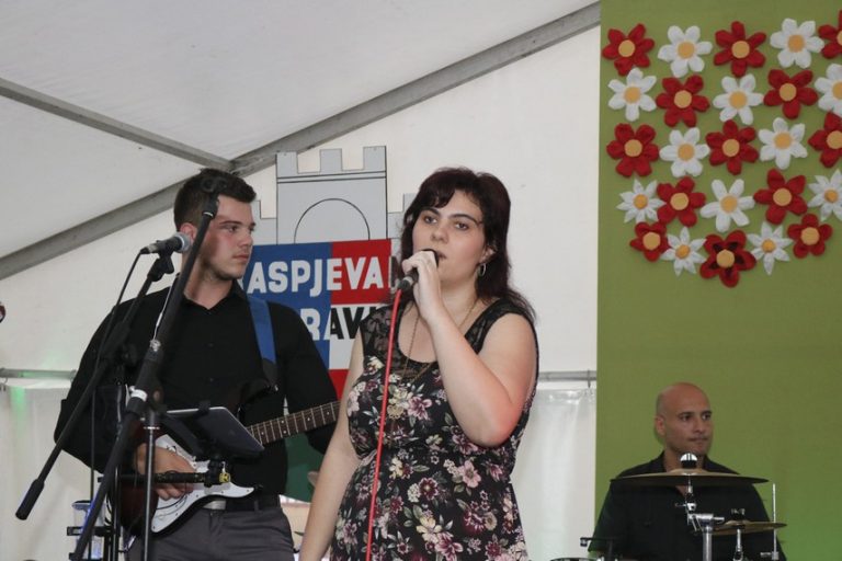 RASPJEVANA PODRAVINA Pripremite glasnice, počele prijave za poznati festival pjevača amatera