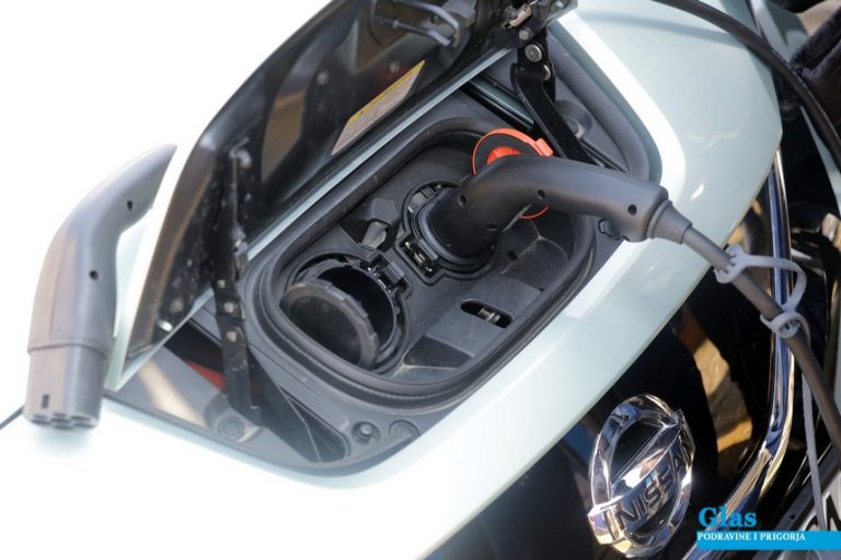 Razmišljate o kupnji električnog automobila, kineski su kvalitetni i jeftiniji od benzinaca