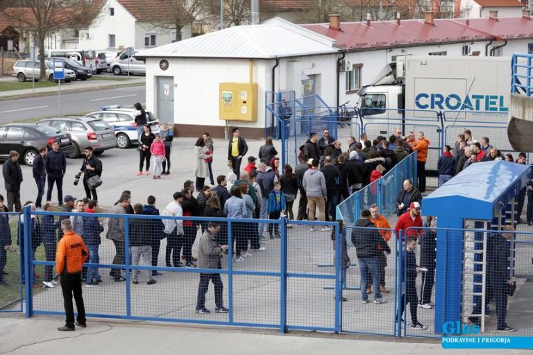 Slaven protiv Hajduka igra utakmicu sezone, evo kako do ulaznica koje se neće prodavati na dan utakmice