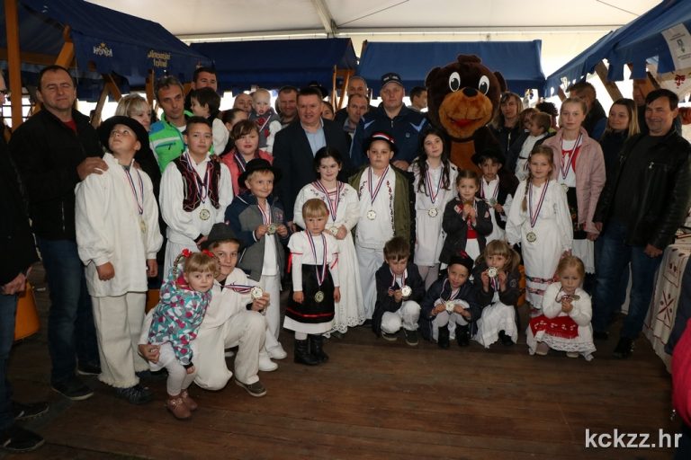 [FOTO]Uručena priznanja mladim uzgajivačima na Bambino kupu