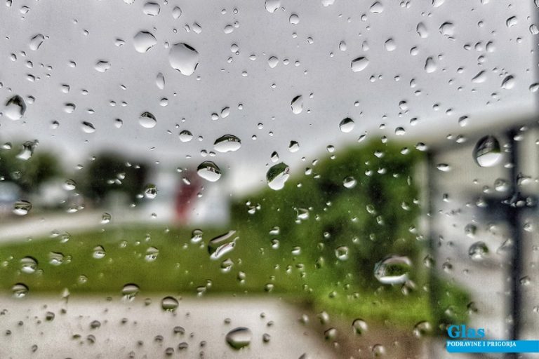 OPREZ; Velike su šanse da nas zadesi nevrijeme