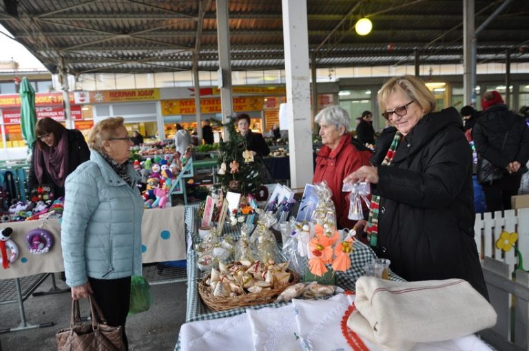 MiNgLaNjE na Koprivničkom placu, dođite se družiti
