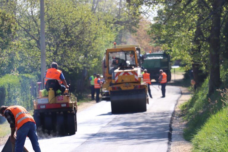 Smanjen broj nezaposlenih osoba