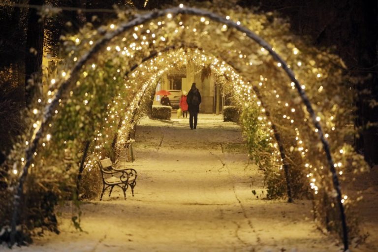 FOTO // Blagdanska čarolija stigla u Koprivnicu