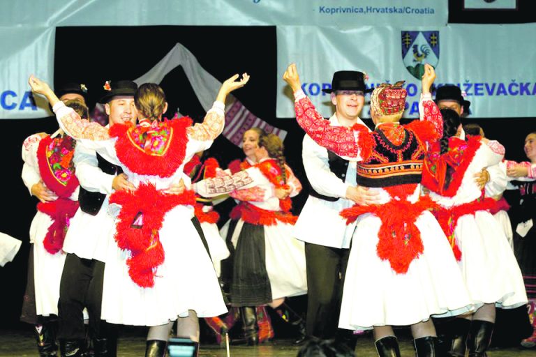Za vikend se održava 14. Međunarodni festival folklora Iz bakine škrinje