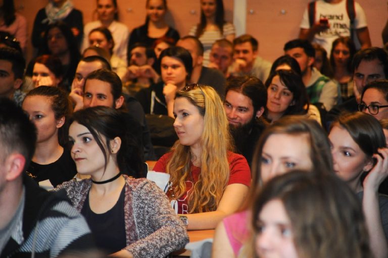 Grad Đurđevac nastavlja ulagati u obrazovanje mladih, povećane su stipendije