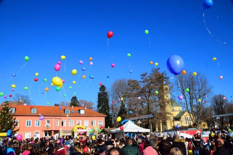 Najmlađi Đurđevčani u novu godinu ući će zabavljajući se uz mađioničara i puštanje balona