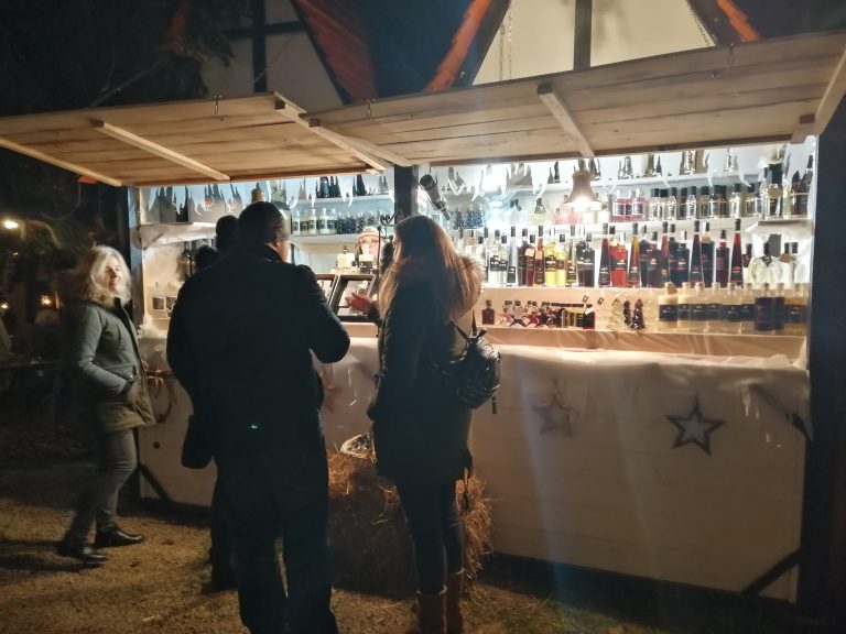 Srednjovjekovni božićni sajam trajat će duže od planiranog, posjetite ga na Štefanje