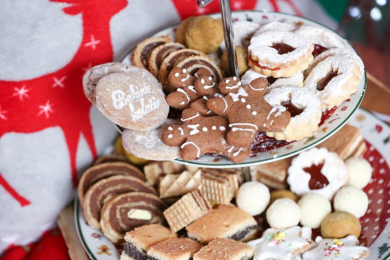 GLAS DARUJE / Osvojite mix Bakinih kolača za vaš blagdanski stol