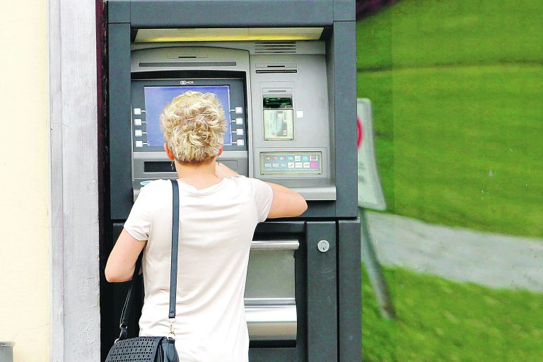Od danas možete podizati gotovinu bez plaćanja naknade na svim bankomatima