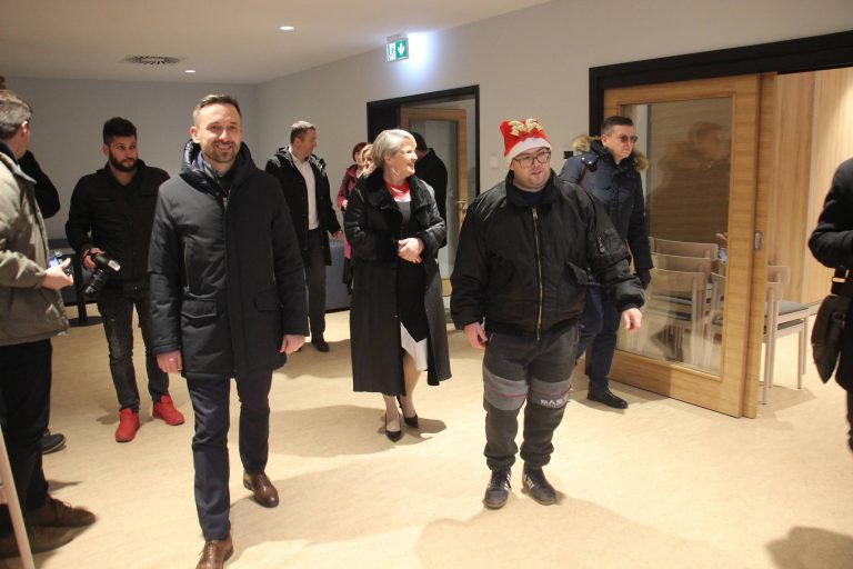 FOTO / Svečano otvorena zgrada udruge Mali princ, mnogima najljepša božićna bajka