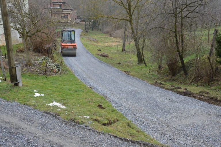 Uskoro novi asfalt u Budrovcu, u tijeku su pripremni radovi