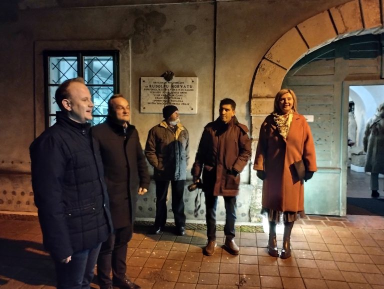 Noć muzeja u Koprivnici započela predstavljanjem vinogradarskih običaja