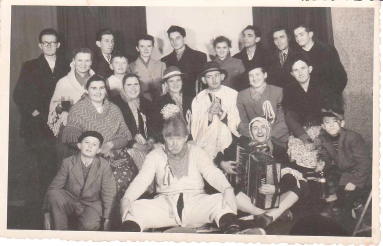 Ovako su nekada izgledale maske/ MGK