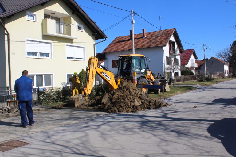 U dijelu Ulice Močile danas do 16 sati zbog radova neće biti vode, no cisterna je spremna