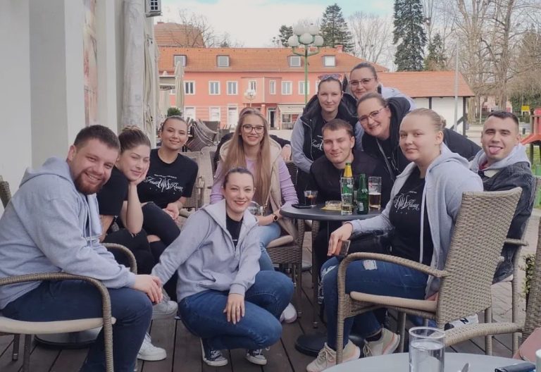 Predstava ‘Kam vrag nemre, dojde baba’ proglašena najboljom