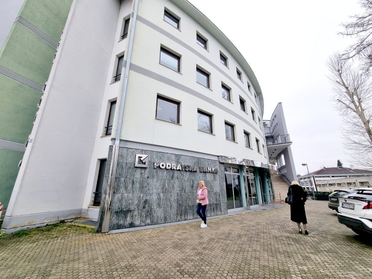 Banka je prodanu zgradu odmah unajmila na 15 godina/ OZREN ŠPIRANEC