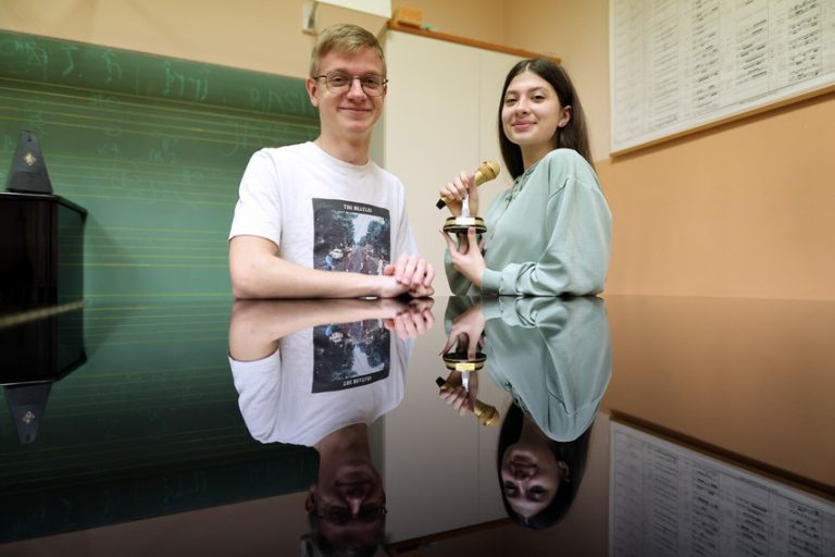 Marta i Lovro oduševili svojom izvedbom na gimnazijskom Talent Showu