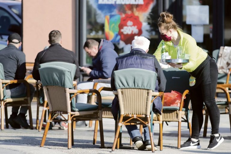Radnika za pomoć u kući, konobara i prodavača nigdje na vidiku