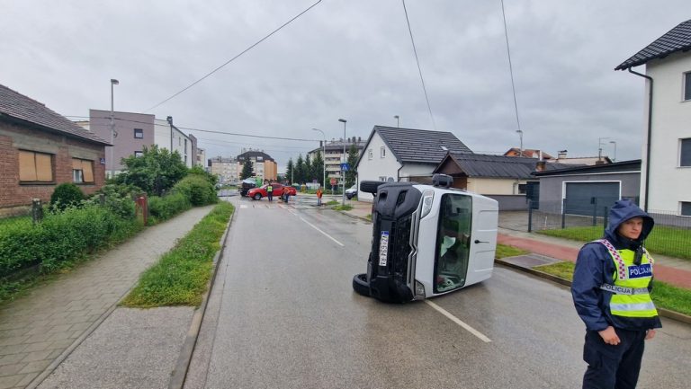 Poznati koprivnički obrtnik u šoku izašao iz prevrnutog kombija