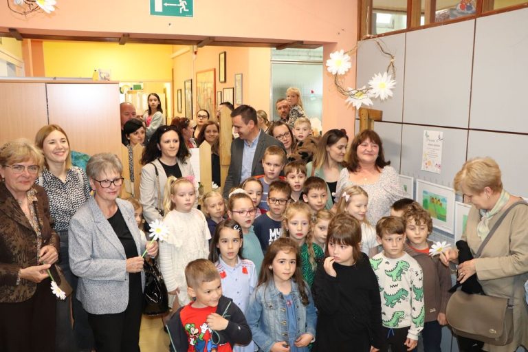 Otvorenjem izložbe započelo obilježavanje 50. rođendana Dječjeg vrtića Tratinčica
