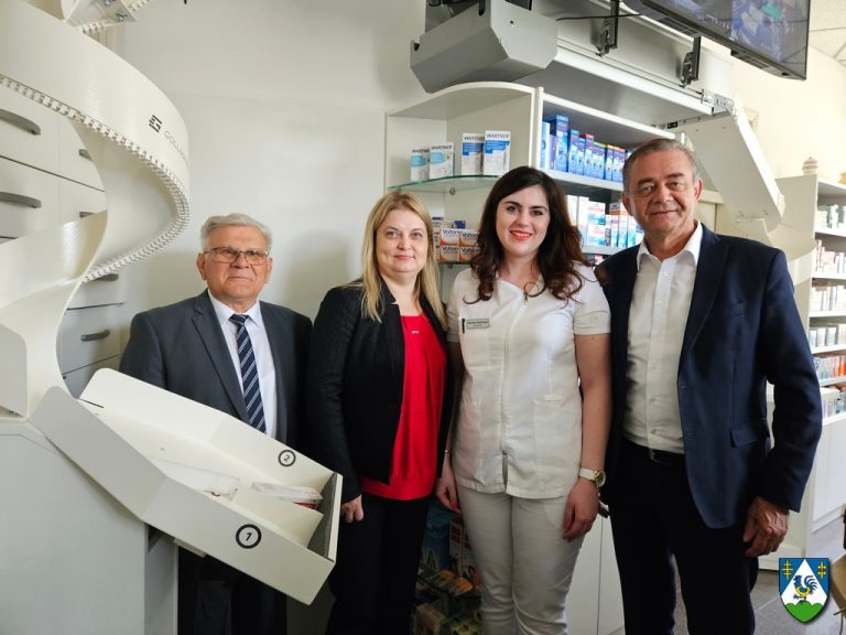 Ljekarna Koprivnica predstavila robota s dvije ruke