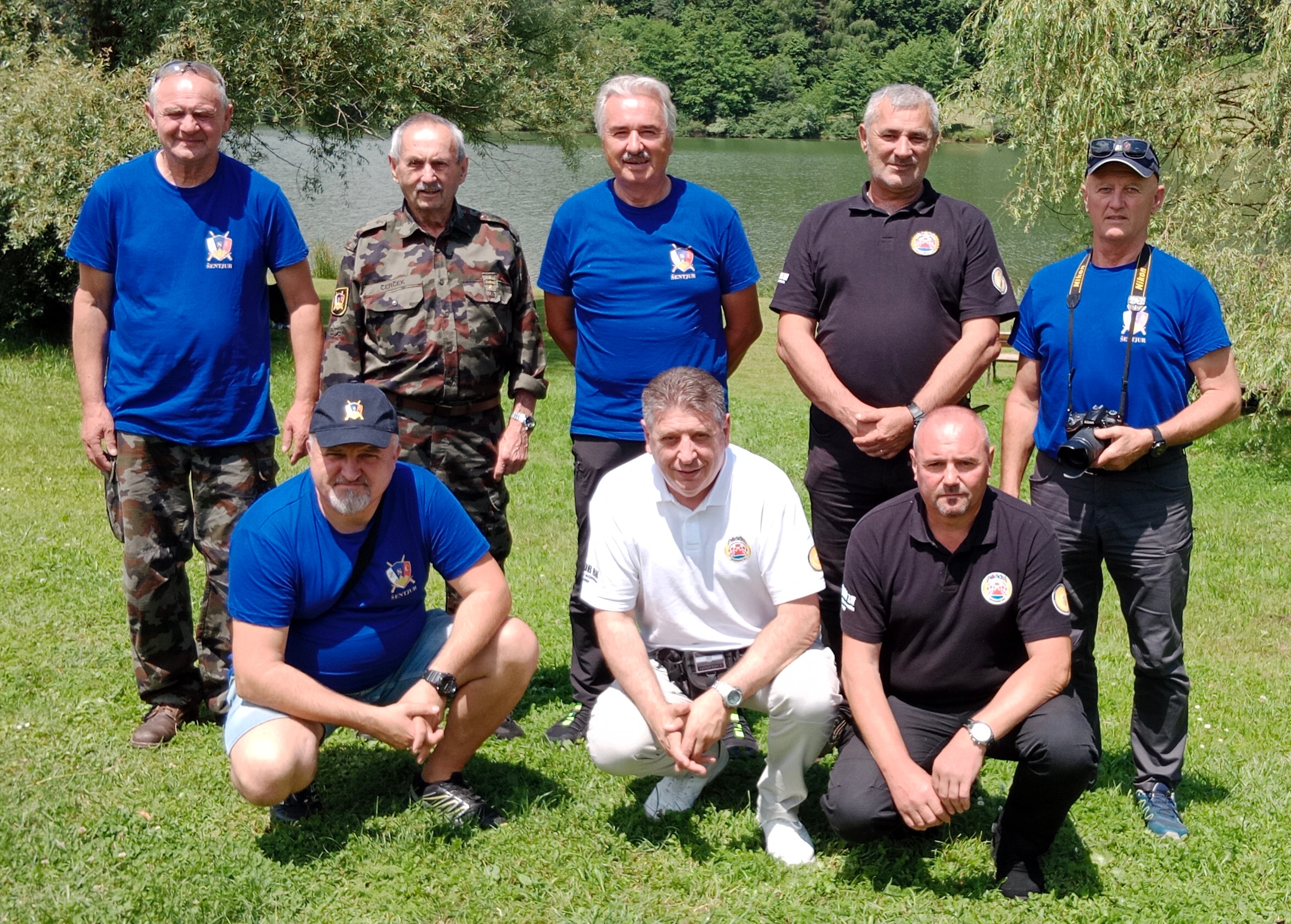 Hrvatski veterani i slovenski časnici/ MIRKO LUKAVSKI