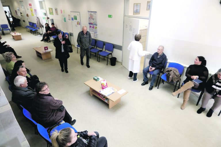 Nezaposleni se moraju javiti HZZO-u da ne izgube zdravstveno osiguranje