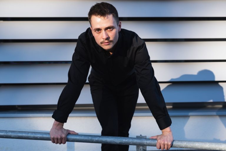 U izvedbi oratorija ‘Apostoli’ Rajnard Hraščanec surađivao je sa svjetski poznatim opernim solistima i Londonskim filharmonijskim zborom