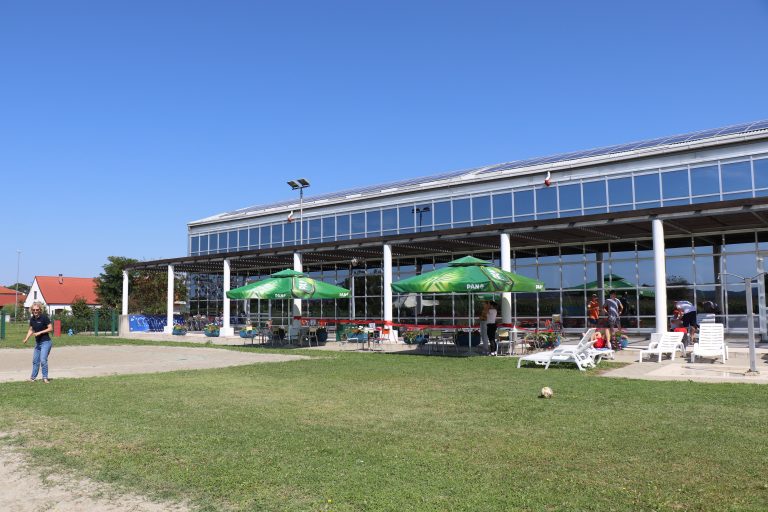 LJETNO KINO Pod zvjezdanim nebom Cerina stižu Super kućni patuljci
