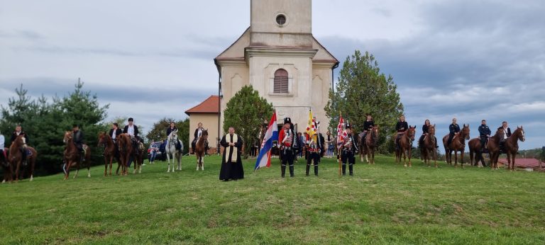 U petak Miholje u Miholjancu, na konjički maraton stižu Bjelovarski graničari – husari