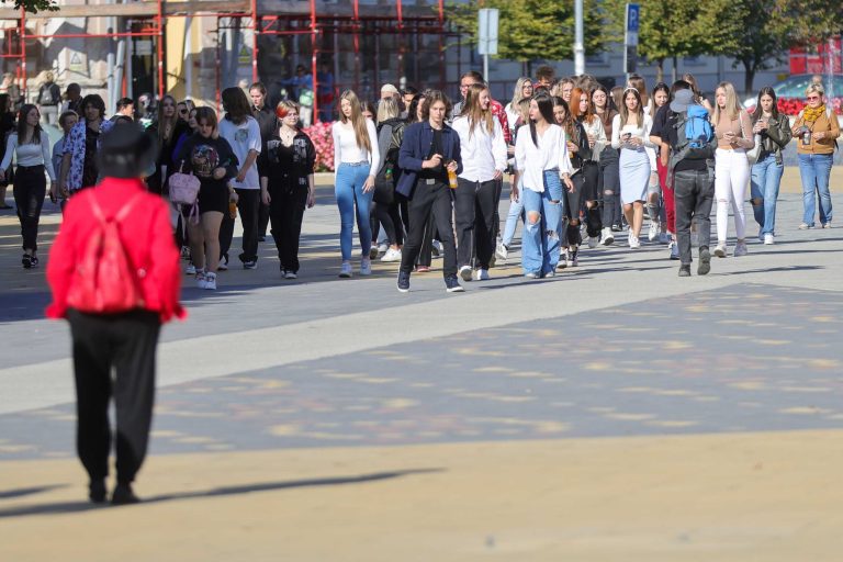 Razlika između Trga maršala Tita i Zrinskog trga kroz vizuru Vlaste Delimar