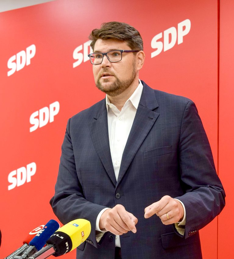 PEĐA GRBIN, KANDIDAT SDP-a ZA PREMIJERA: SDP će dobiti izbore i broj Županija smanjiti na šest