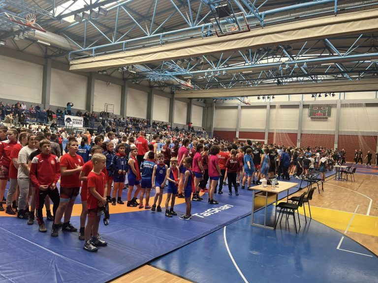 Mlađe hrvačice i hrvači Podravke odradili berbu medalja u Zagrebu