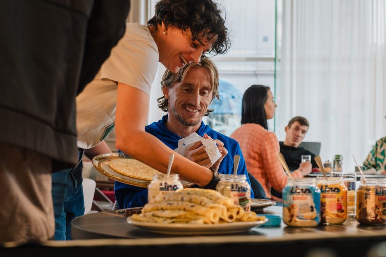 Velika pojačanja u redovima Podravke: Luka Modrić i Dominik Livaković novi su ambasadori Lino Lade i Čokolina