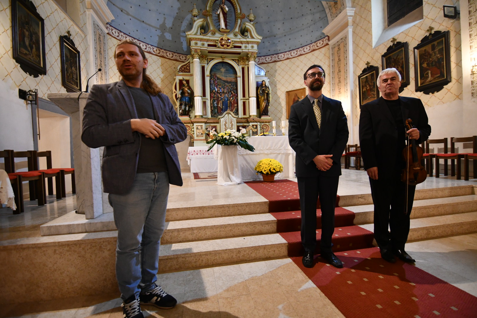 Ravnatelj festivala maestro Marko Đurakić, orguljaš Milan Hibšer i violinist Krešimir Marmilić / OPĆINA NOVIGRAD PODRAVSKI