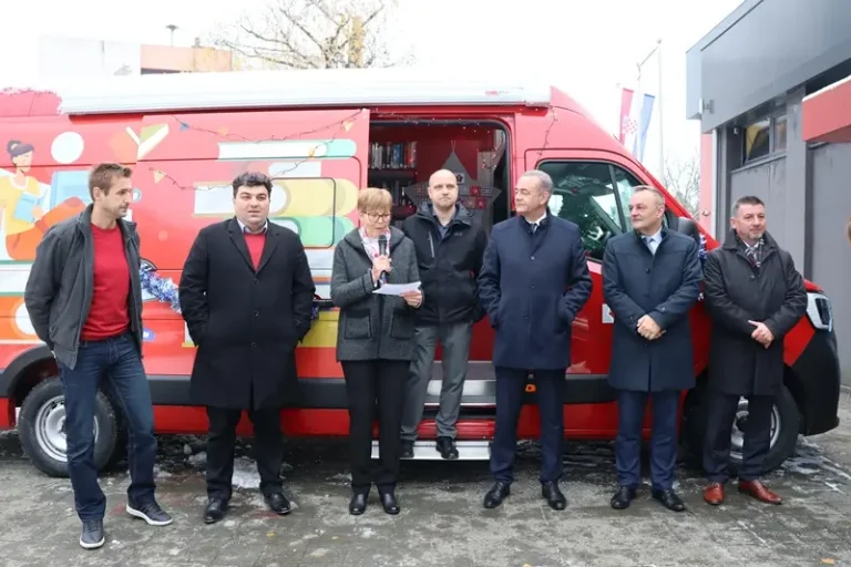 Novi križevački bibliokombi pušten u promet
