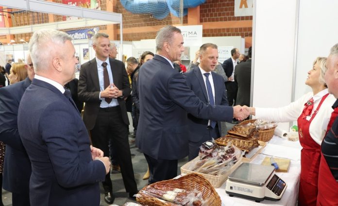 Župan na Gospodarskom sajmu u Križevcima / KCKŽ ŽUPANIJA