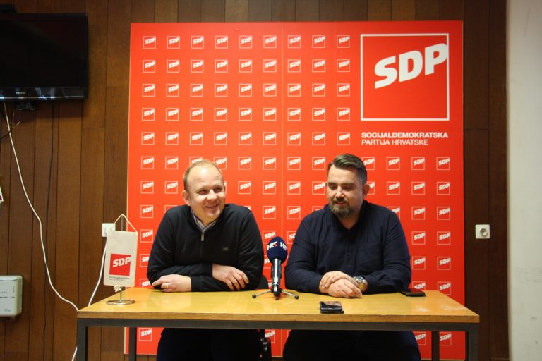 Mišel Jakšić i Tomislav Golubić na konferenciji za novinare / IVAN GROBENSKI