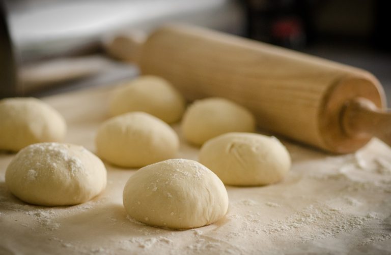 Saborski Odbor za poljoprivredu o nepoštenim trgovačkim praksama: ‘Jedna kifla košta kao sedam kilograma brašna’