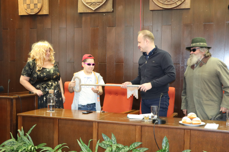 ‘Prosječna obitelj’ preuzela vlast u gradu