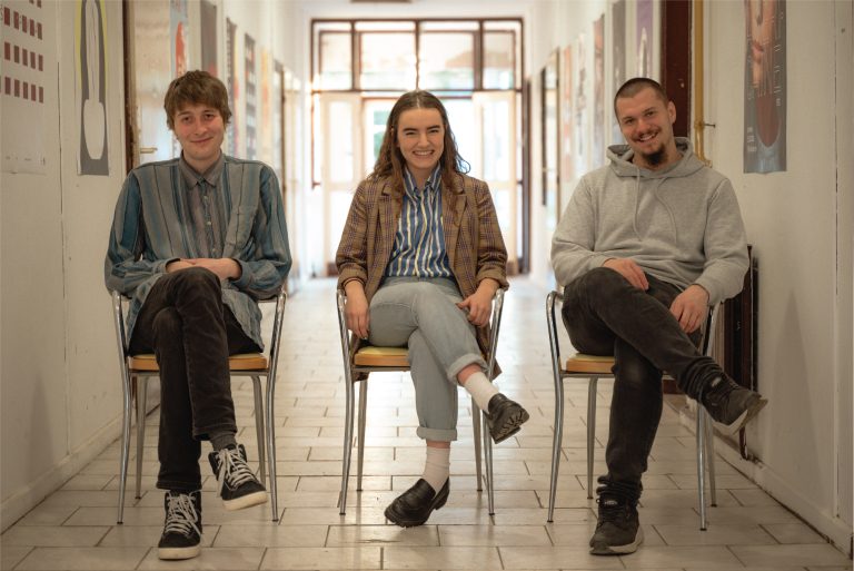 U AK galeriji otvorena studentska izložba filmskih plakata ‘Filmovi na Medijskom dizajnu’