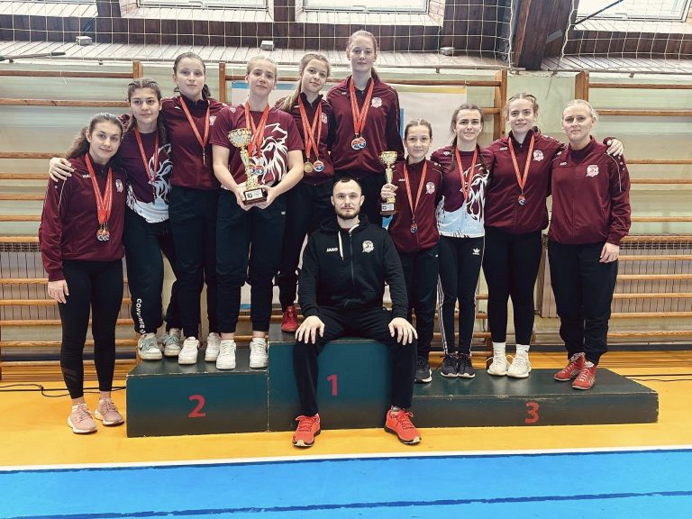 Hrvačice Podravke U15 i U17 ekipne prvakinje Hrvatske