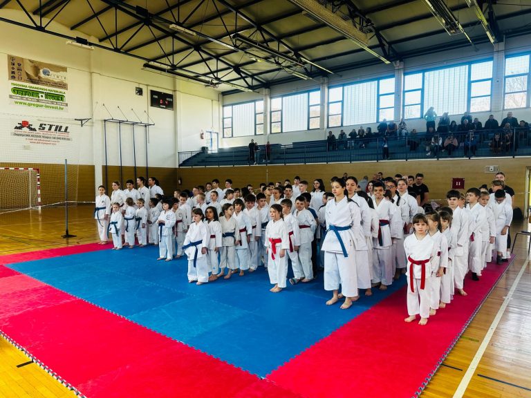 Članice i članovi Karate kluba Akademija Koprivnica uspješni na natjecanju u Lepoglavi