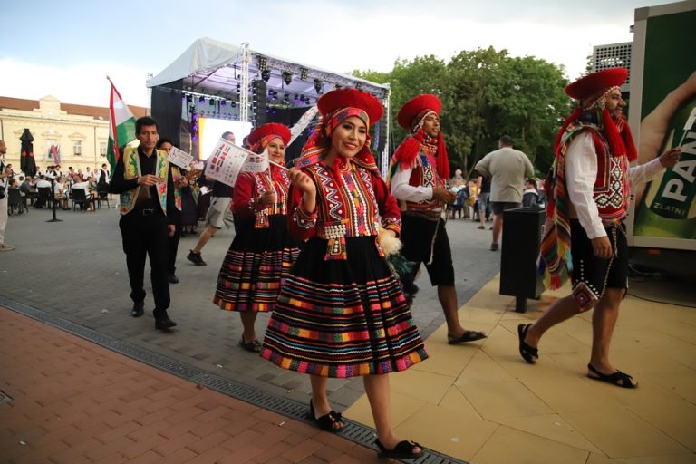 U središtu Koprivnice najavljeno otvorenje i gala večer međunarodnog festivala folklora ‘Iz bakine škrinje’, evo detalja