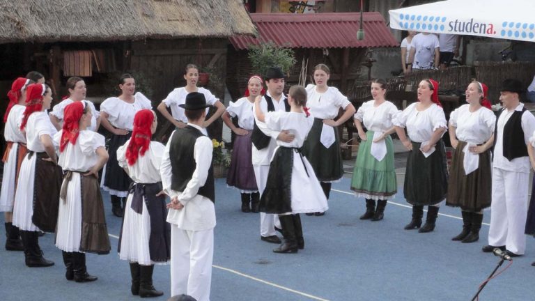 Priprema se velika obljetnica pučke knjižnice, svi folkloraši pozvani na dogovor