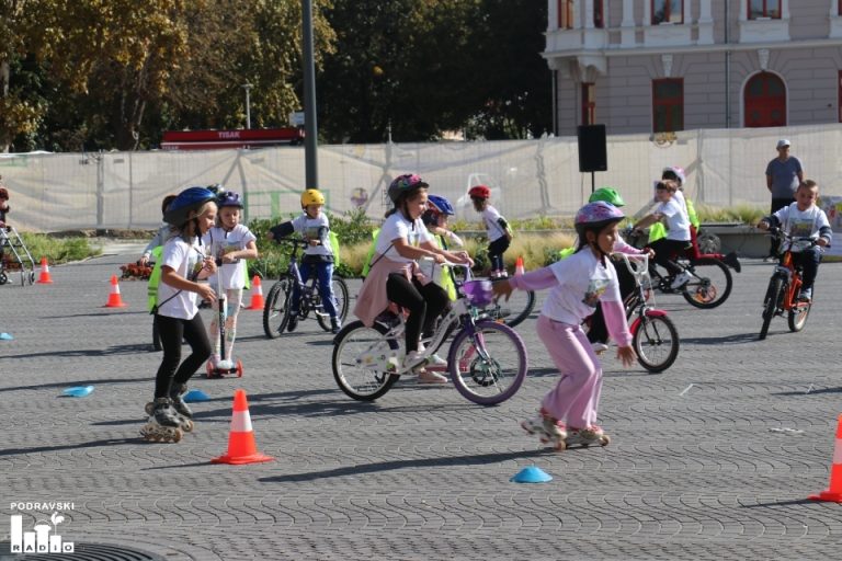 SIGURNO U ŠKOLU: HAK akcijom upozorio na sve opasnosti koje se kriju u prometu