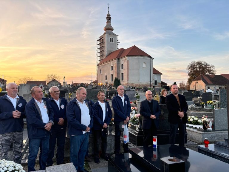 Branitelji i predstavnici Općine odali počast preminulima i nestalima, prisjetili se i Josipa Friščića
